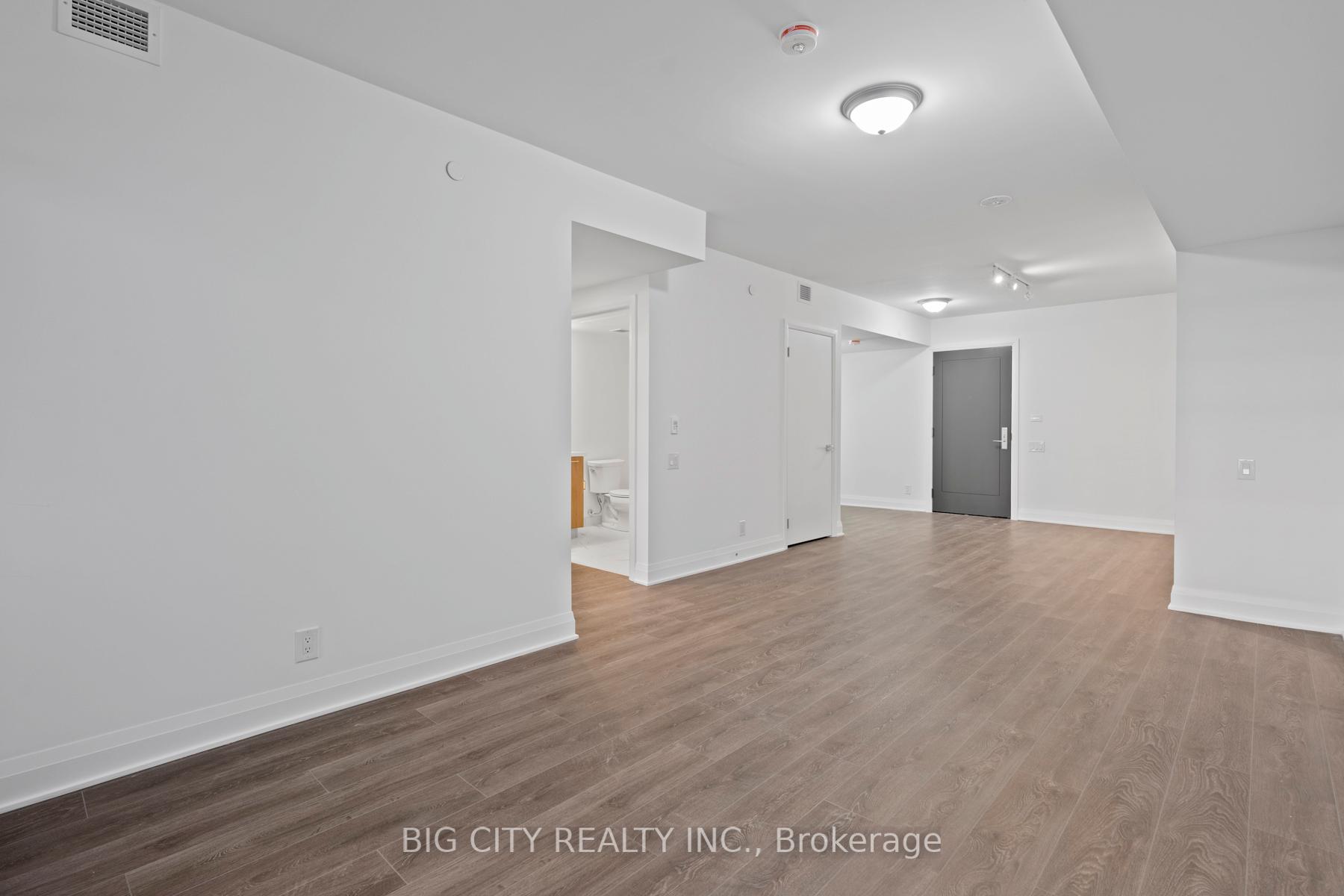 Photo 10 of Unit 332, 33 Frederick Todd Way, Toronto, Thorncliffe Park — HOMEH