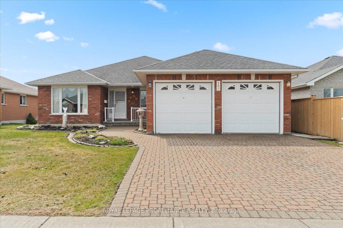 Photo 3 of 13 Hickory Grove, Belleville, Belleville Ward — HOMEH