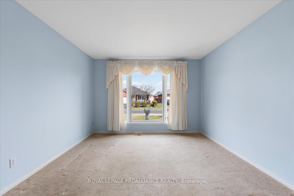 Photo 7 of 13 Hickory Grove, Belleville, Belleville Ward — HOMEH