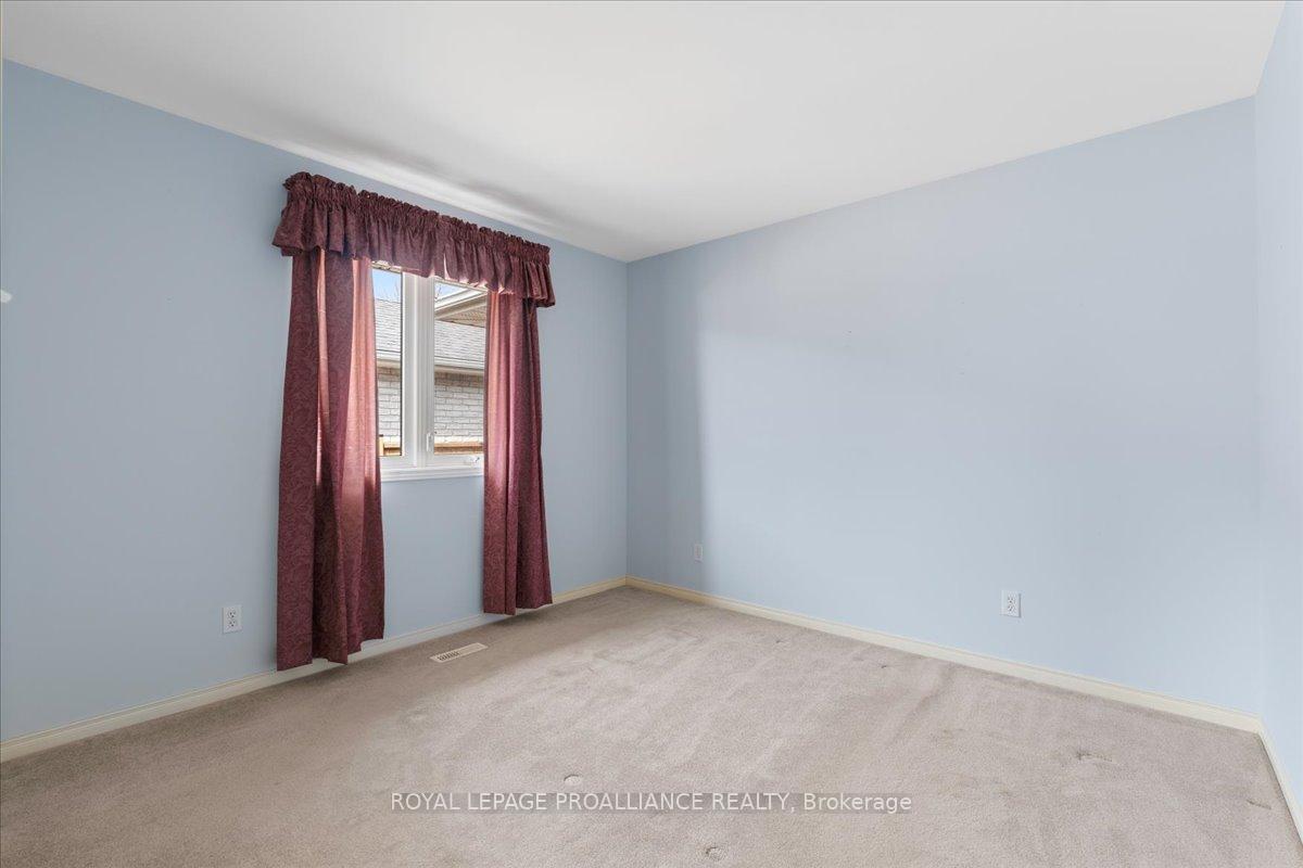 Photo 20 of 13 Hickory Grove, Belleville, Belleville Ward — HOMEH