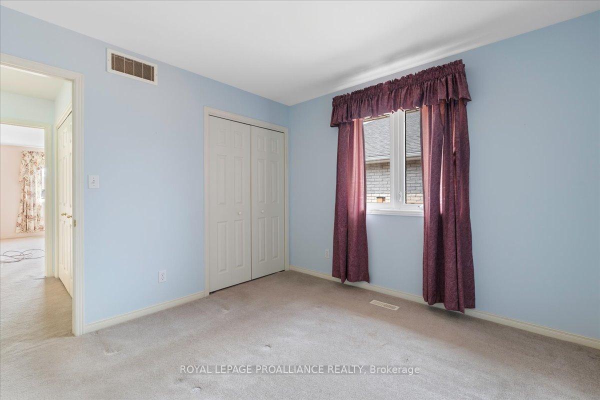 Photo 23 of 13 Hickory Grove, Belleville, Belleville Ward — HOMEH