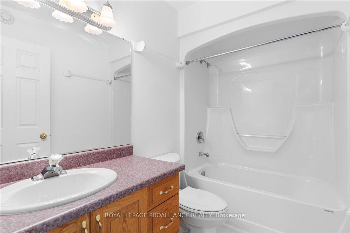 Photo 26 of 13 Hickory Grove, Belleville, Belleville Ward — HOMEH