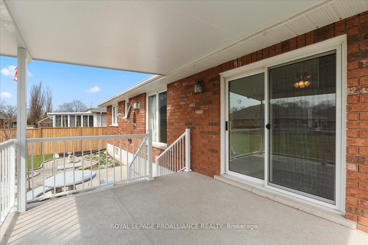 Photo 35 of 13 Hickory Grove, Belleville, Belleville Ward — HOMEH