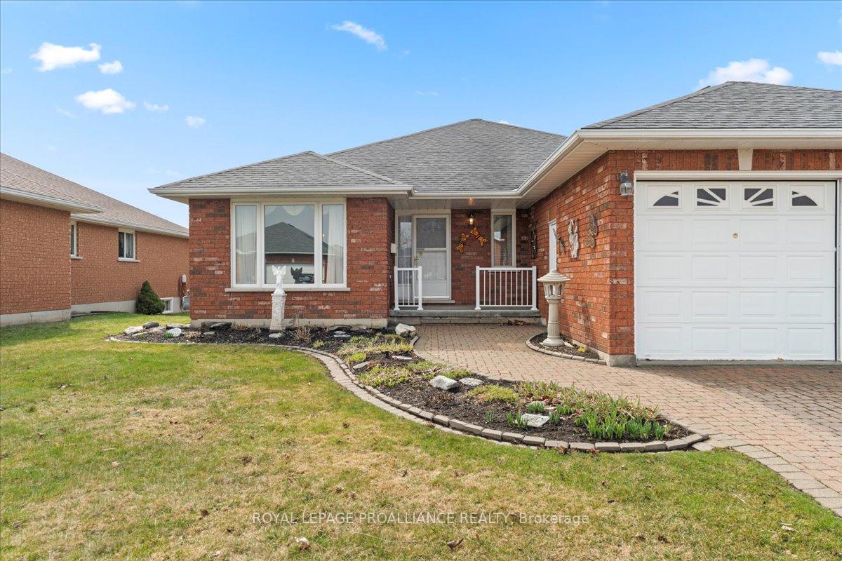 Photo 41 of 13 Hickory Grove, Belleville, Belleville Ward — HOMEH