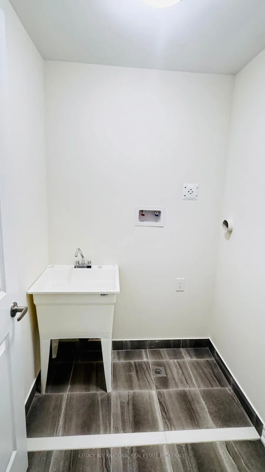 Photo 10 of 141 Gear Avenue, Erin — HOMEH