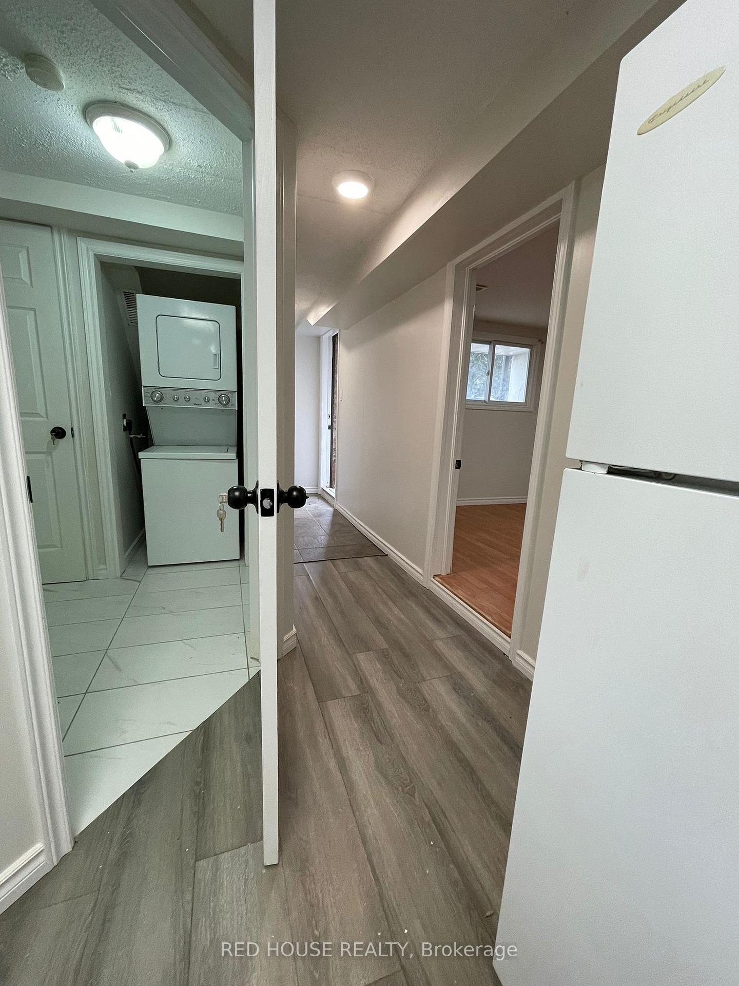 Photo 6 of Unit Lower/Walkout, 46 Charlbrook Avenue, Barrie, Cundles East — HOMEH
