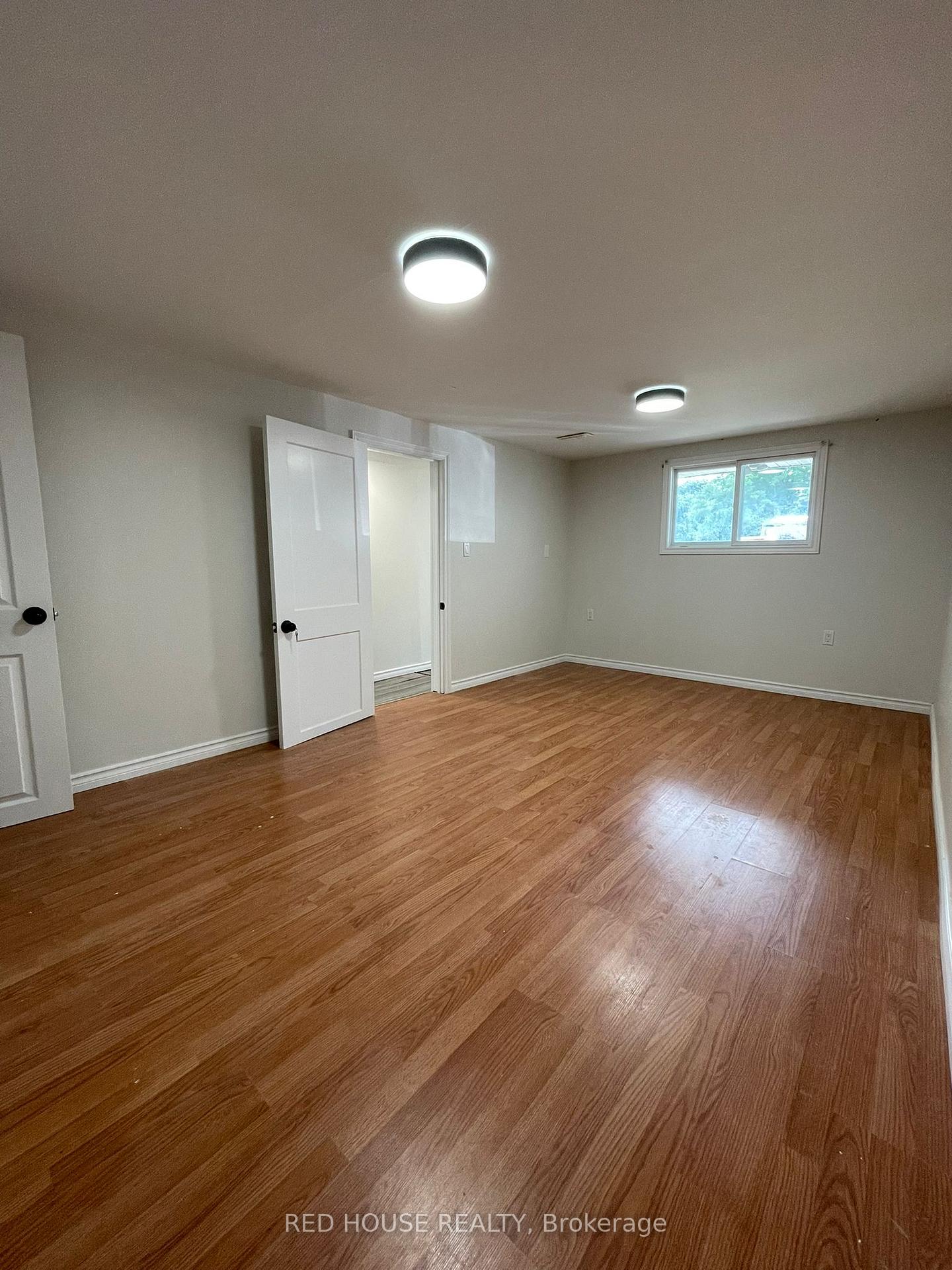 Photo 4 of Unit Lower/Walkout, 46 Charlbrook Avenue, Barrie, Cundles East — HOMEH