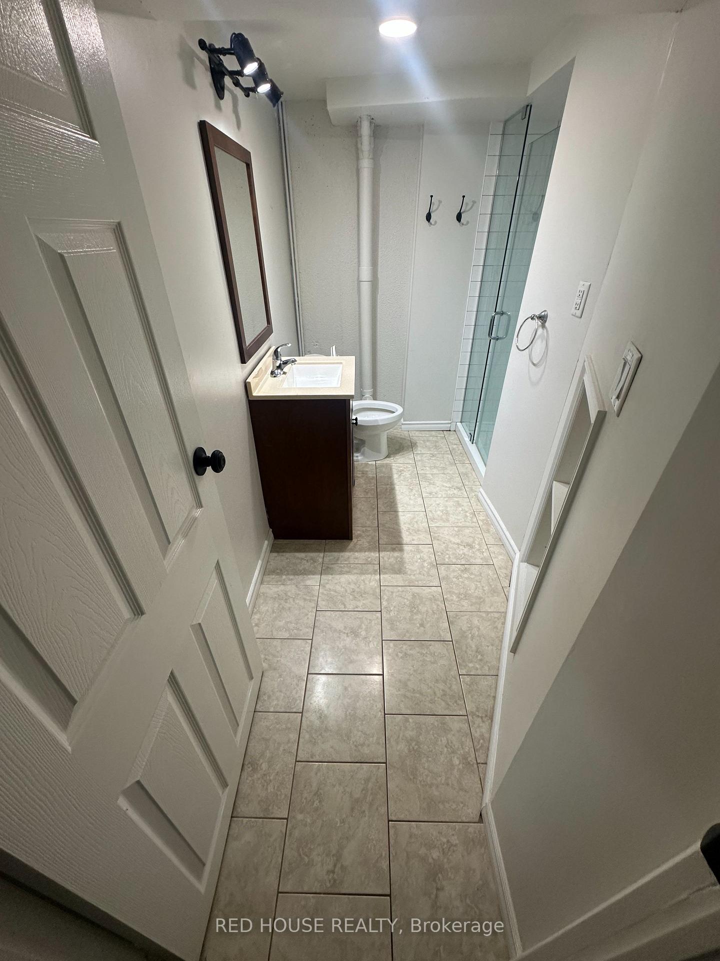Photo 12 of Unit Lower/Walkout, 46 Charlbrook Avenue, Barrie, Cundles East — HOMEH