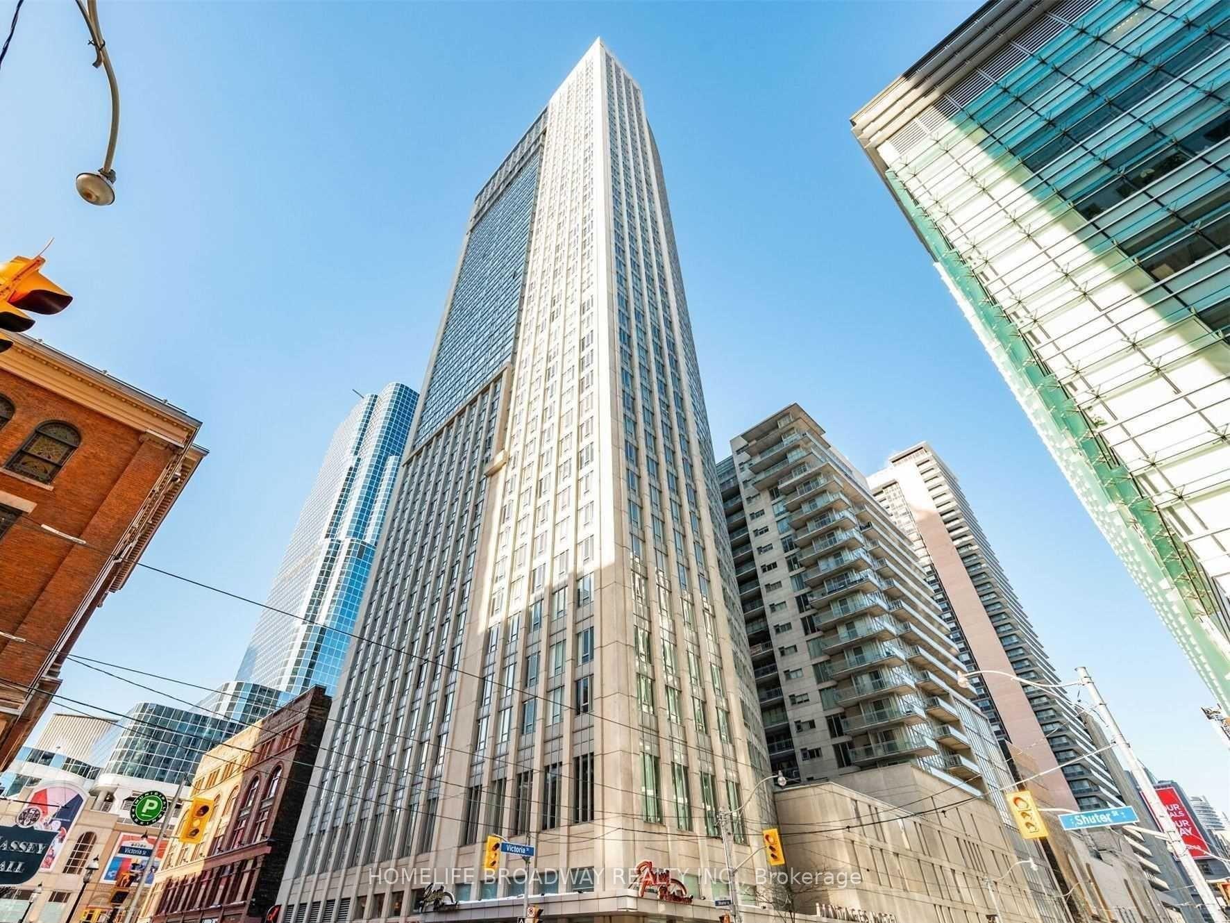 Front of Unit 3913, 210 Victoria Street