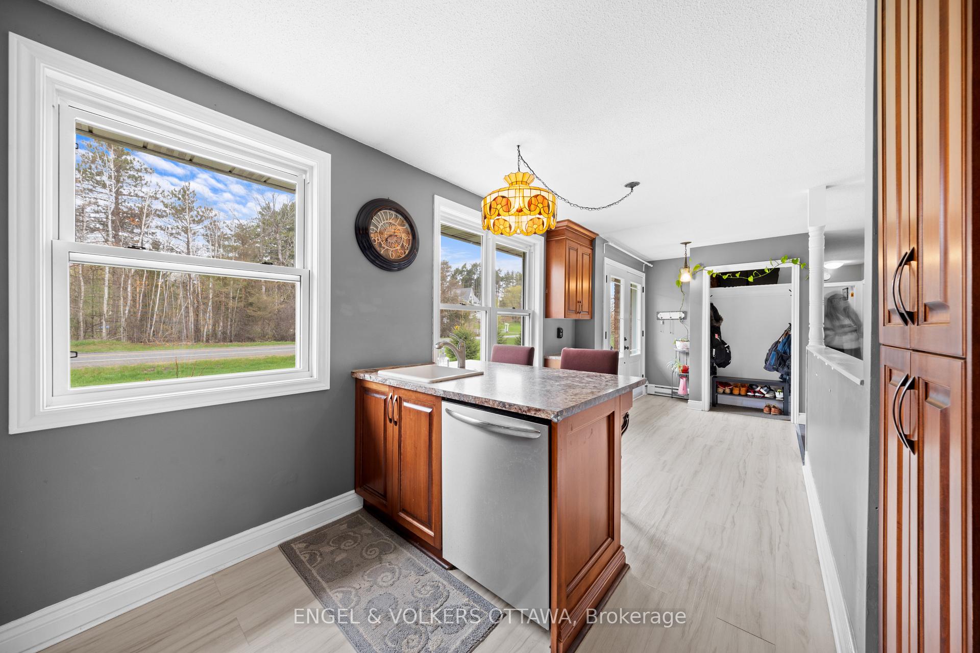 Photo 9 of 9241 County Road 44, Edwardsburgh/Cardinal, Edwardsburgh/Cardinal Twp — HOMEH
