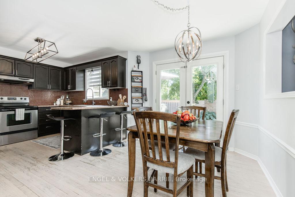 Photo 10 of 33 Etherington Crescent, Barrie, West Bayfield — HOMEH