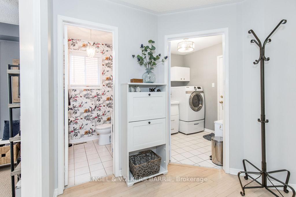 Photo 17 of 33 Etherington Crescent, Barrie, West Bayfield — HOMEH