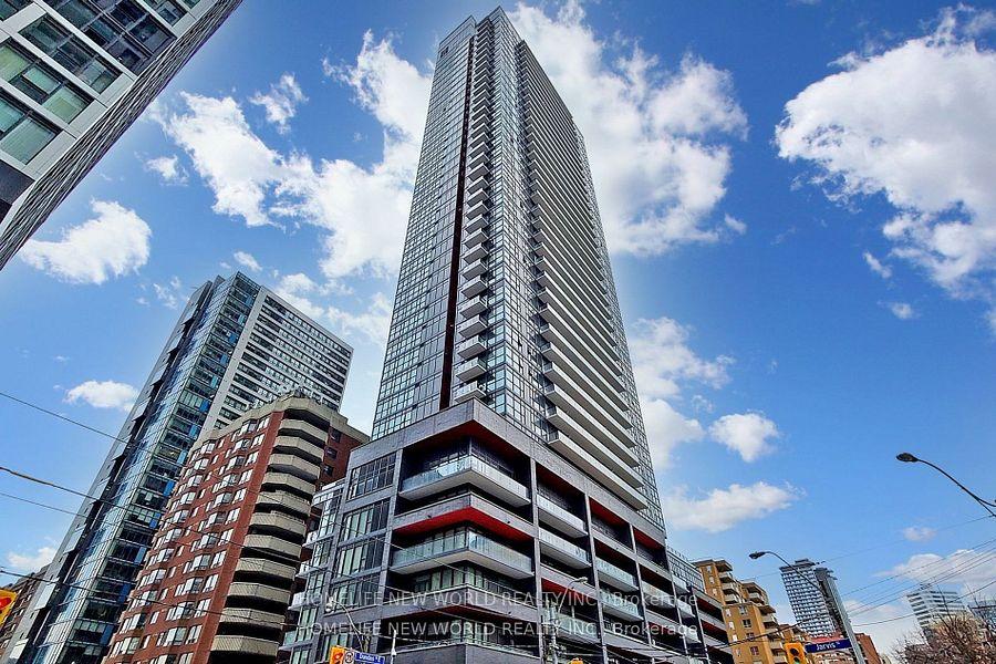 Front of Unit 3606 (Room 2), 159 dundas Street