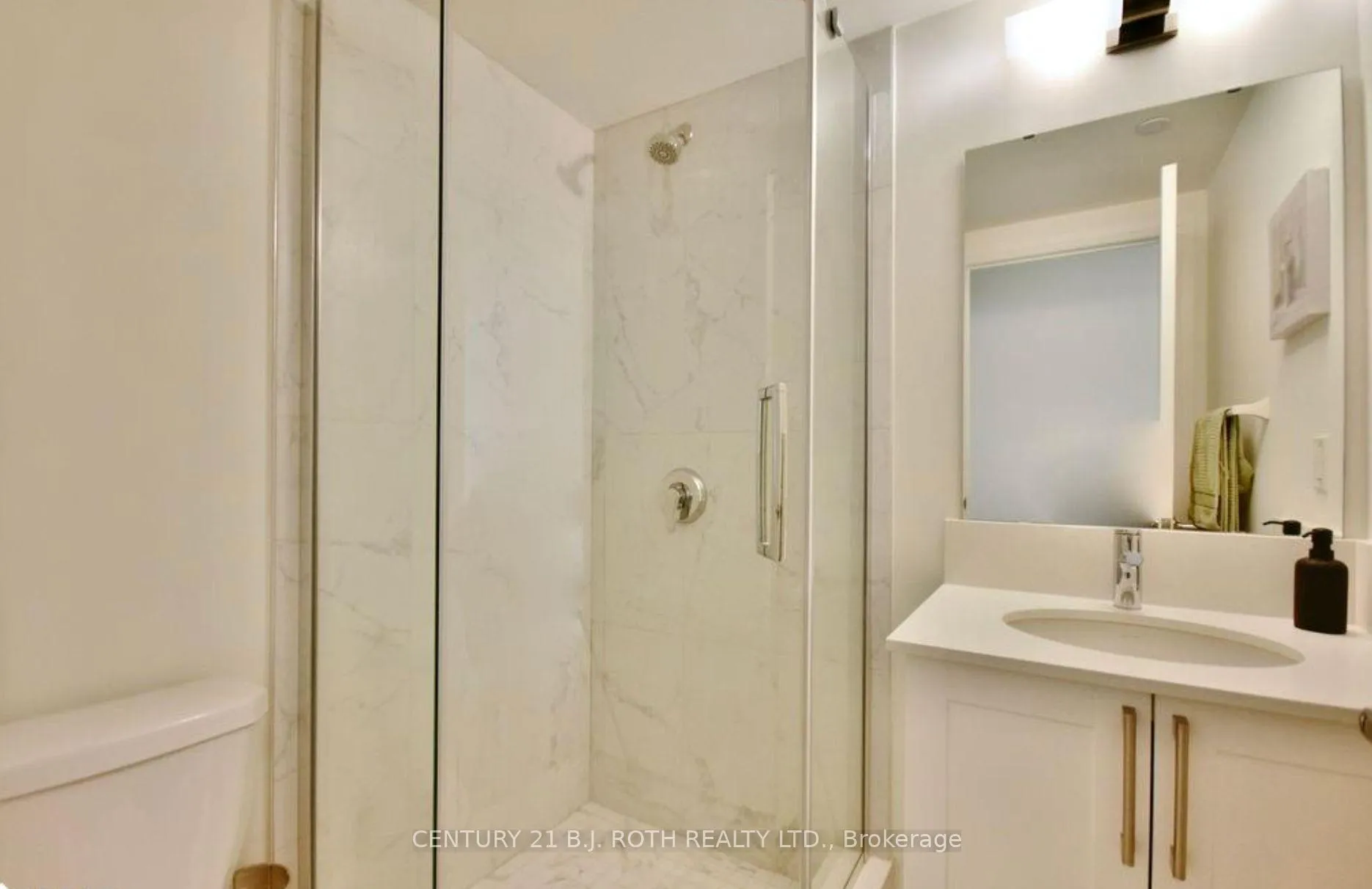 Photo 20 of Unit 818, 58 Lakeside Terrace, Barrie, Little Lake — HOMEH