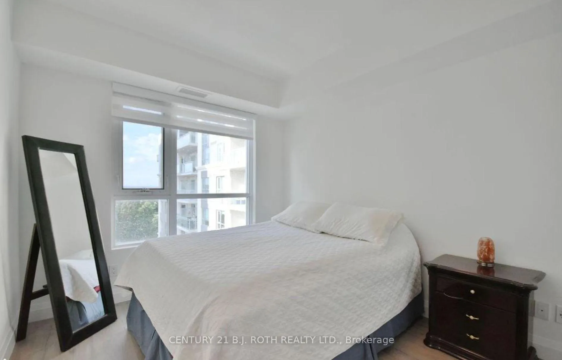Photo 21 of Unit 818, 58 Lakeside Terrace, Barrie, Little Lake — HOMEH