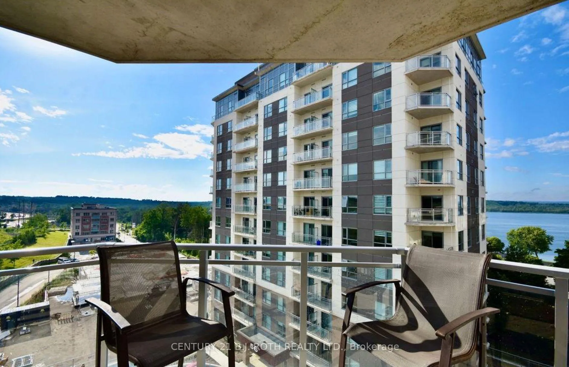 Photo 30 of Unit 818, 58 Lakeside Terrace, Barrie, Little Lake — HOMEH