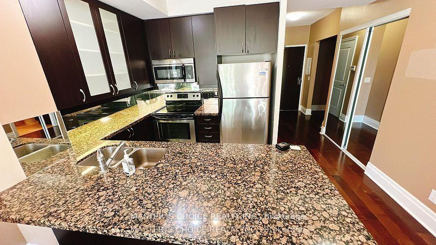 Photo 13 of Unit 310, 21 Upper Duke Crescent, Markham, Unionville — HOMEH