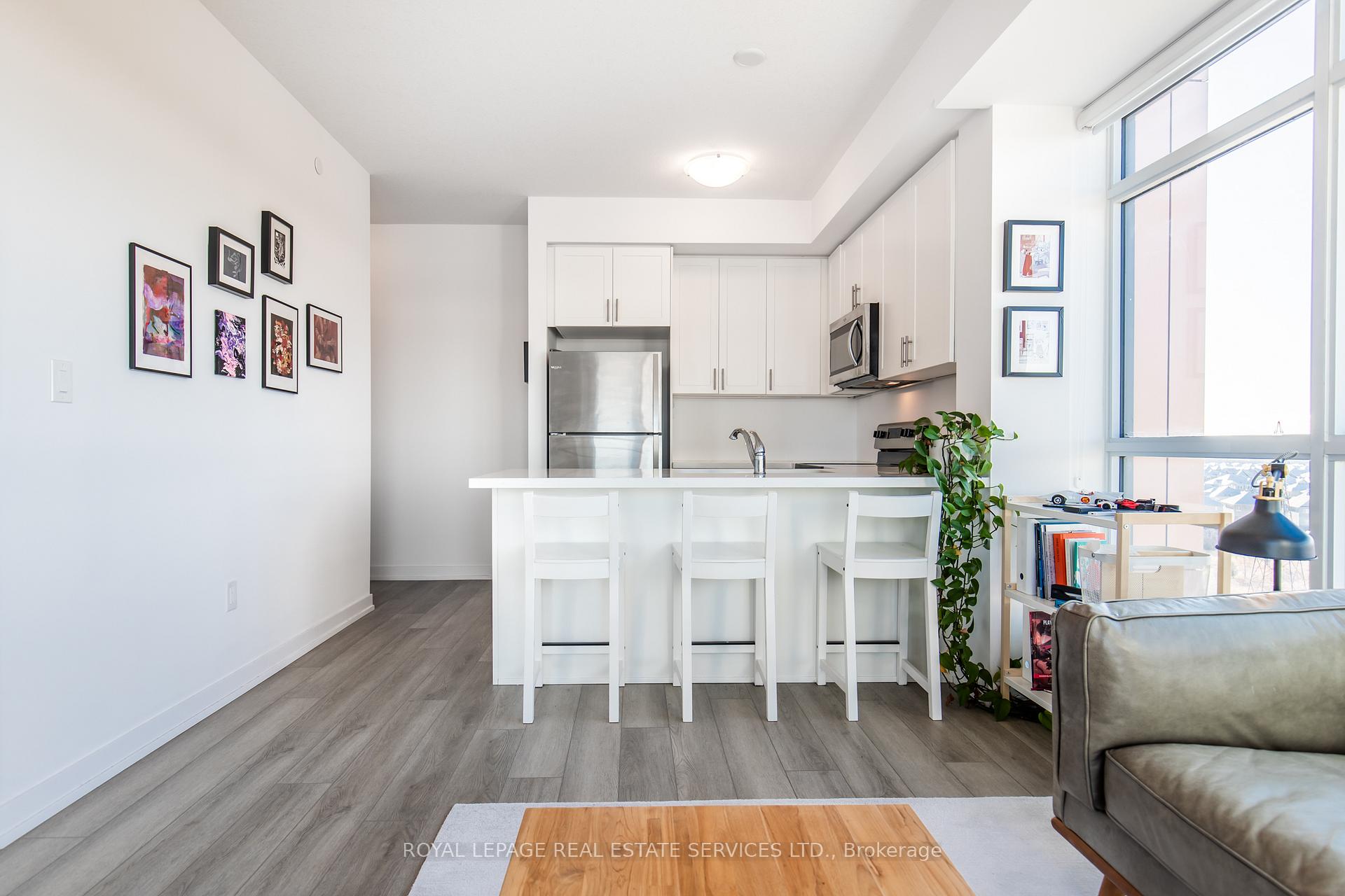 Photo 9 of Unit 702, 450 Dundas Street E, Hamilton, Waterdown — HOMEH