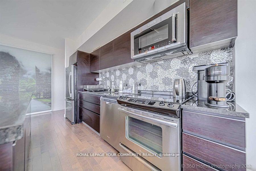 Photo 9 of Unit 3606, 70 Distillery Lane, Toronto, Waterfront Communities — HOMEH