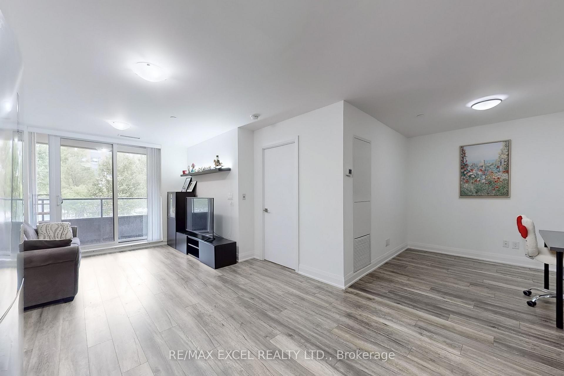 Photo 18 of Unit 207, 18 Uptown Drive, Markham, Unionville — HOMEH