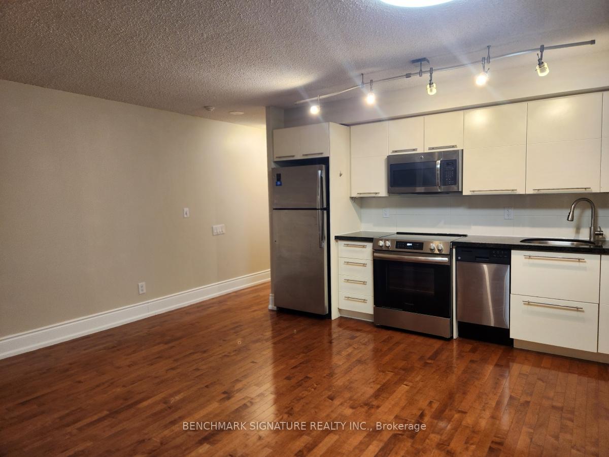 Photo 3 of Unit 1702, 25 Carlton Street, Toronto, Church-Yonge Corridor — HOMEH