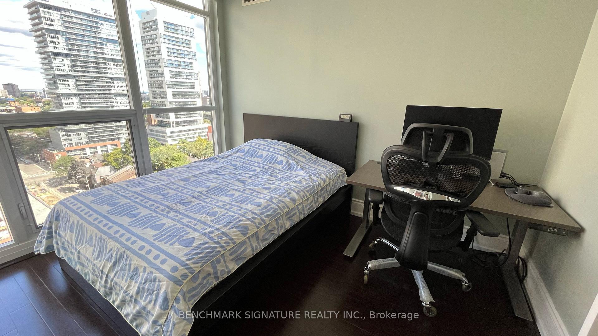 Photo 13 of Unit 1702, 25 Carlton Street, Toronto, Church-Yonge Corridor — HOMEH