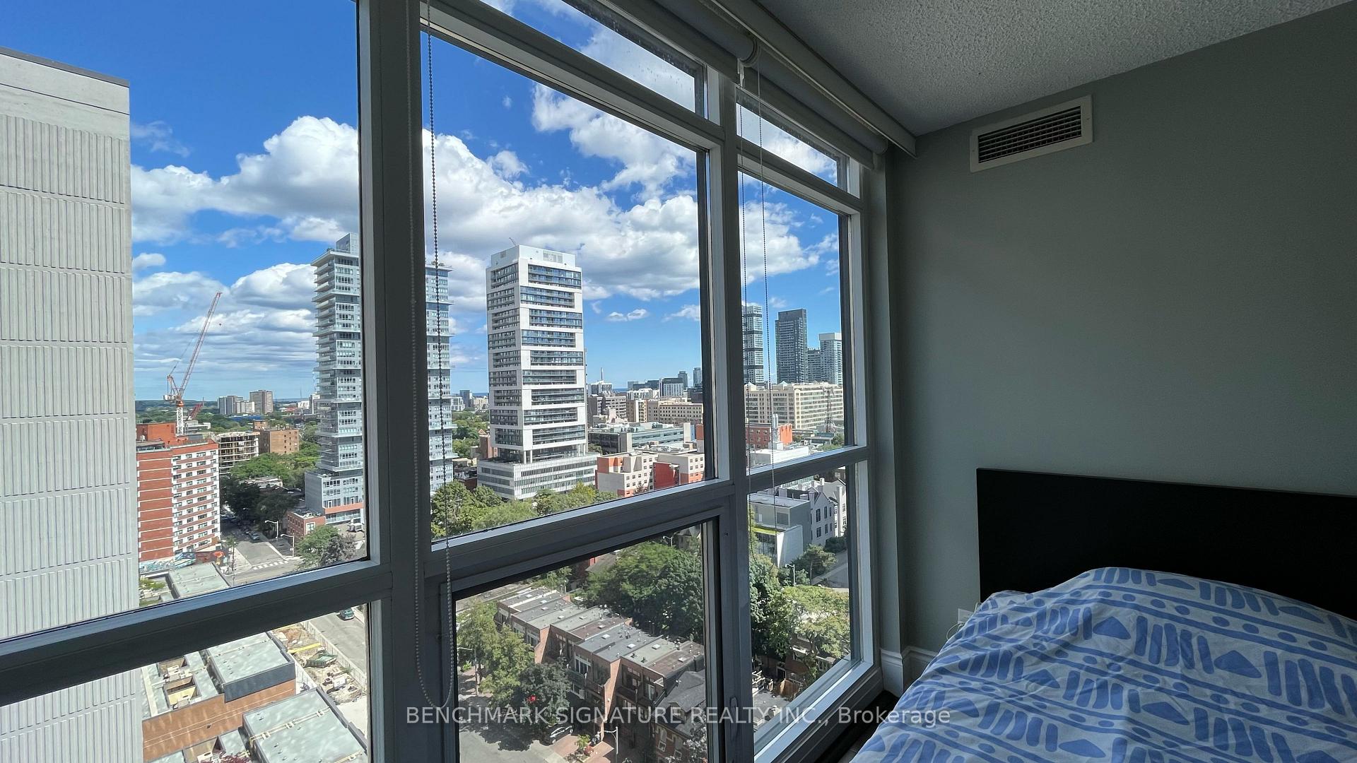 Photo 15 of Unit 1702, 25 Carlton Street, Toronto, Church-Yonge Corridor — HOMEH