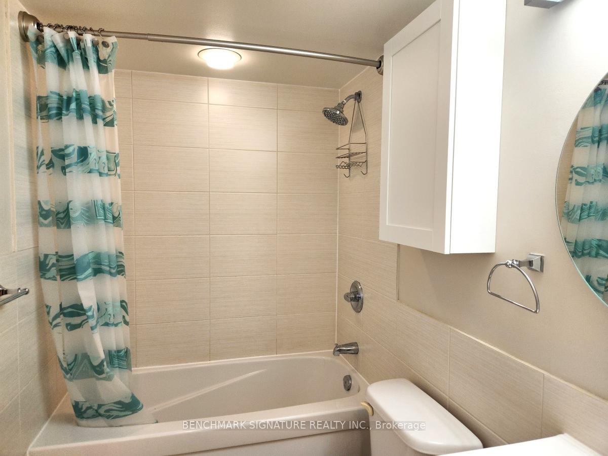 Photo 18 of Unit 1702, 25 Carlton Street, Toronto, Church-Yonge Corridor — HOMEH