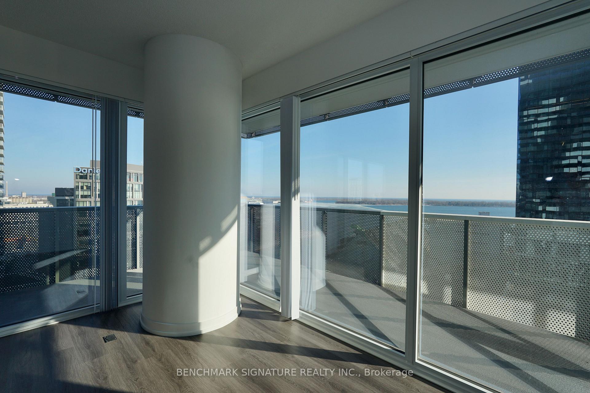 Photo 7 of Unit 1707, 138 Downes Street, Toronto, Waterfront Communities — HOMEH