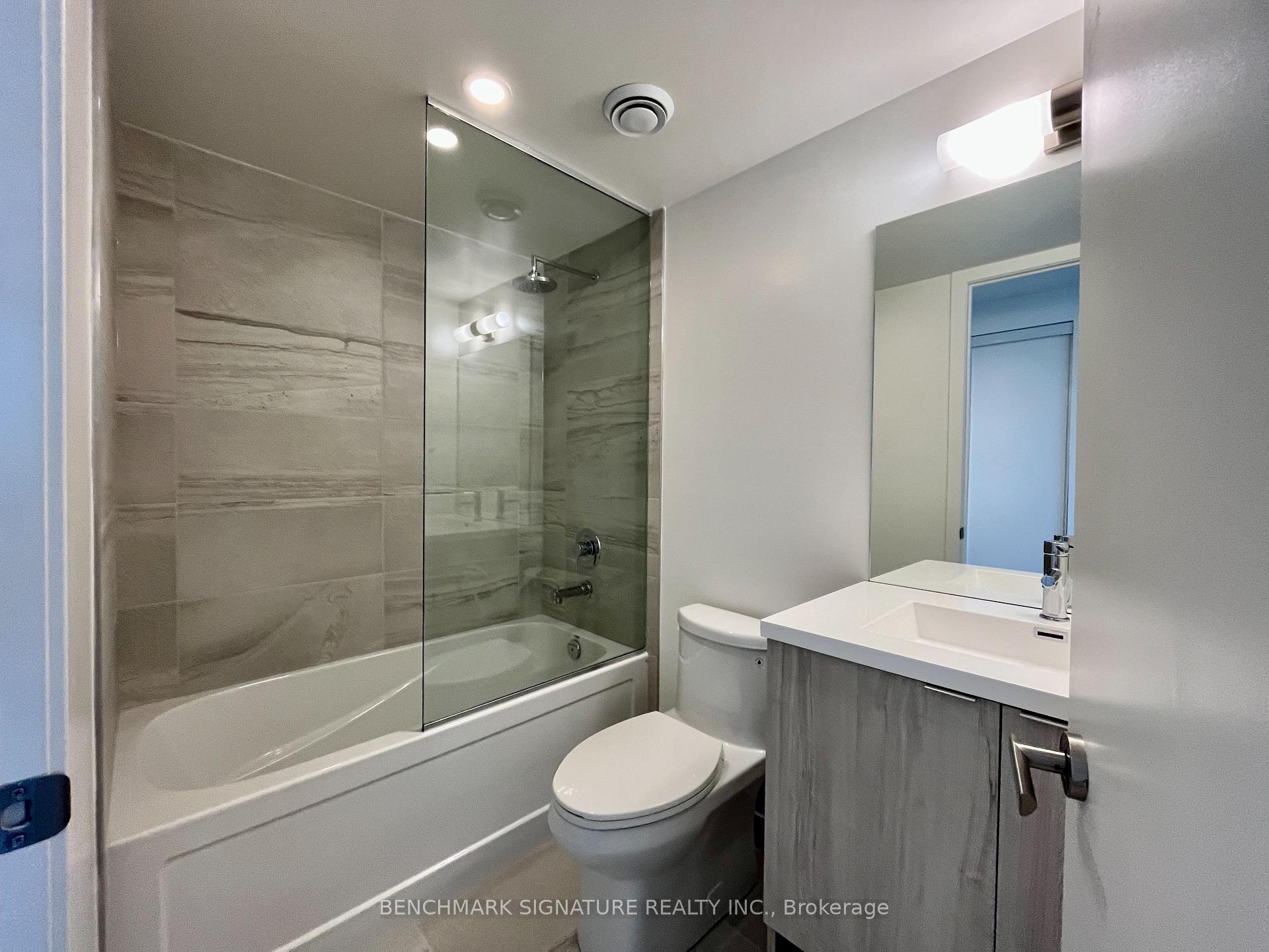 Photo 14 of Unit 1707, 138 Downes Street, Toronto, Waterfront Communities — HOMEH