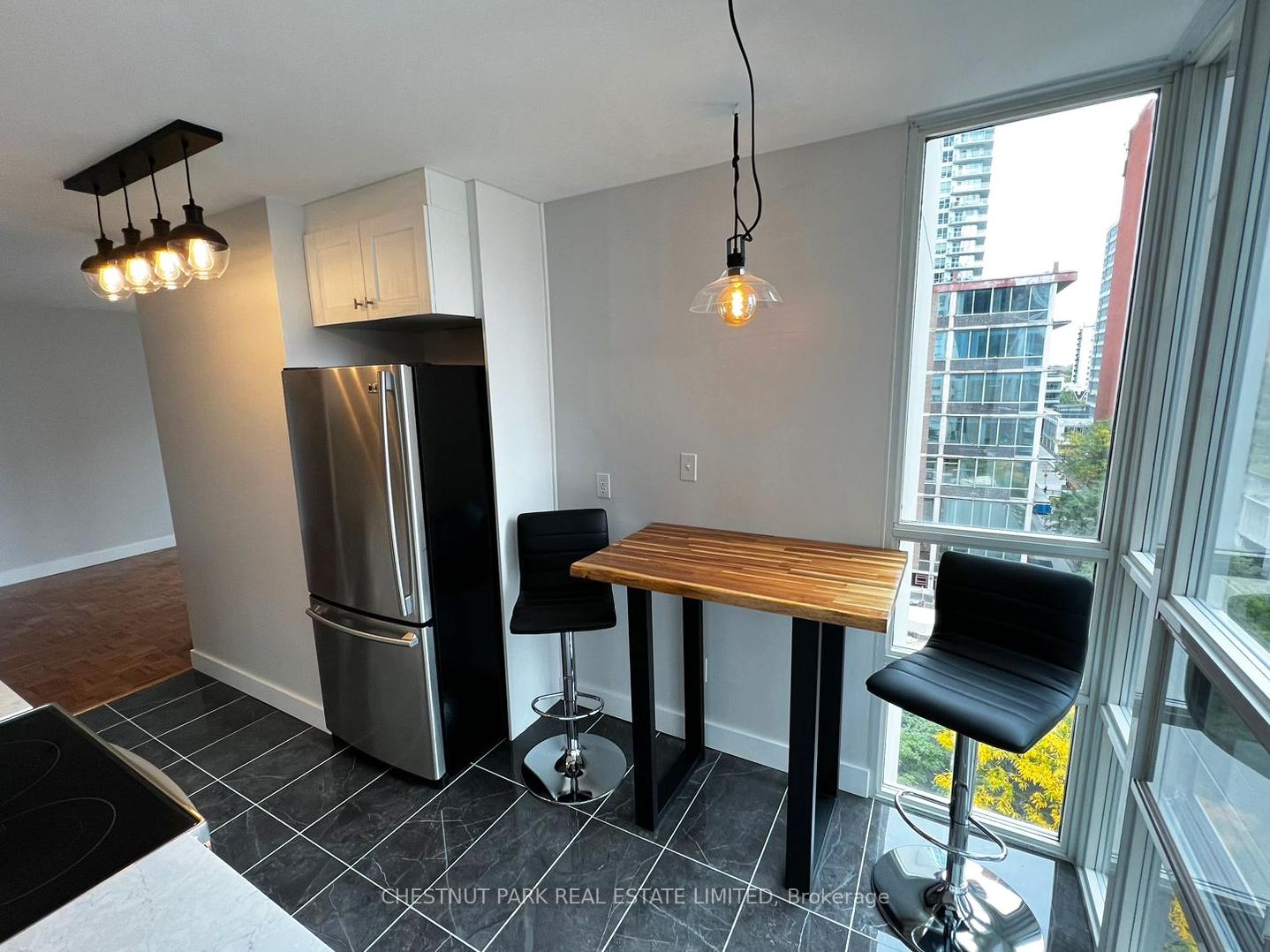 Photo 9 of Unit 909, 43 Eglinton Avenue E, Toronto, Yonge-Eglinton — HOMEH