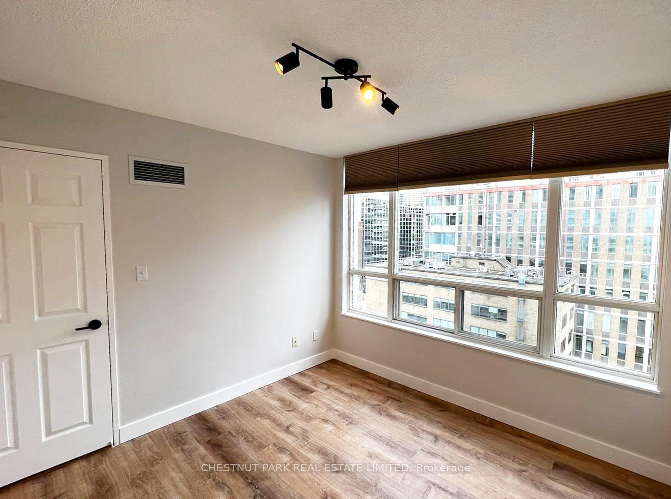 Photo 12 of Unit 909, 43 Eglinton Avenue E, Toronto, Yonge-Eglinton — HOMEH