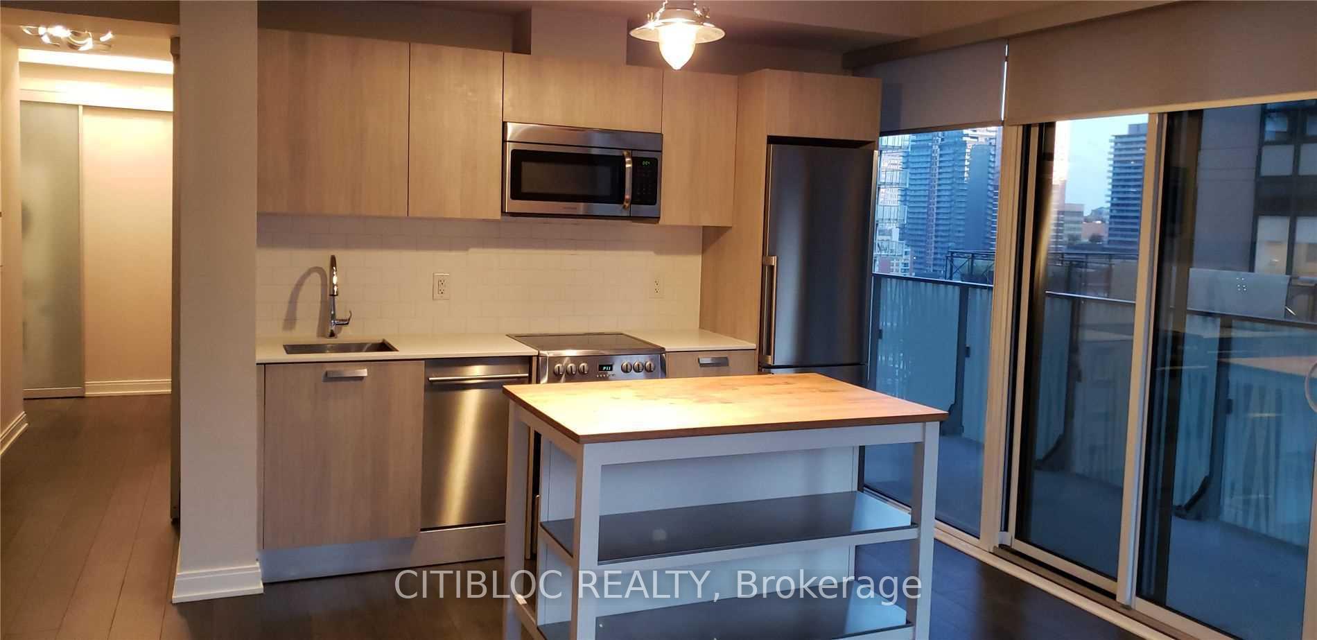 Photo 2 of Unit 1607, 42 Charles Street E, Toronto, Church-Yonge Corridor — HOMEH