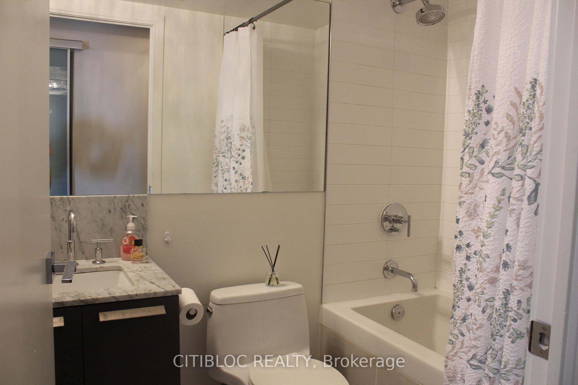 Photo 15 of Unit 1607, 42 Charles Street E, Toronto, Church-Yonge Corridor — HOMEH