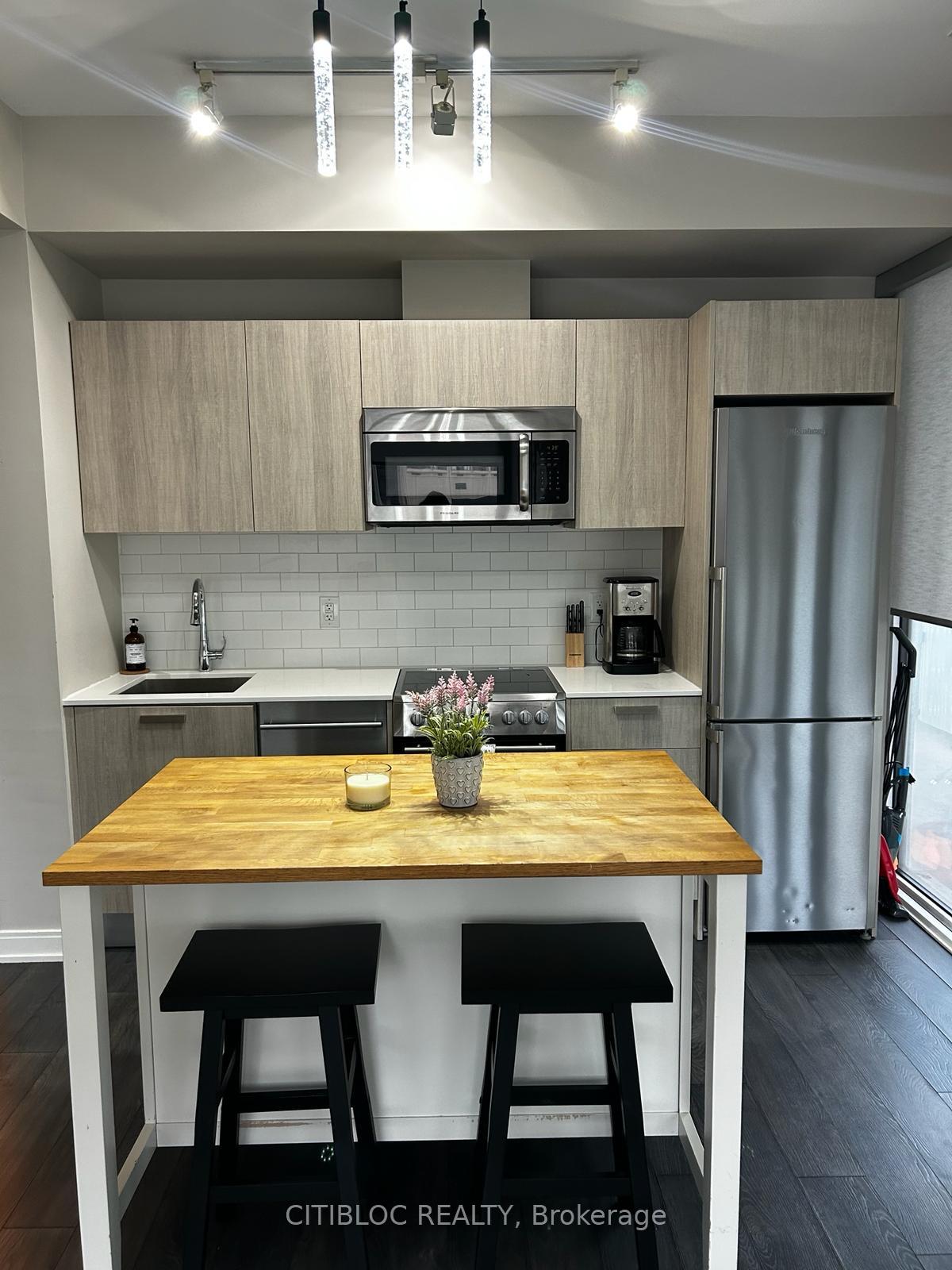 Photo 17 of Unit 1607, 42 Charles Street E, Toronto, Church-Yonge Corridor — HOMEH