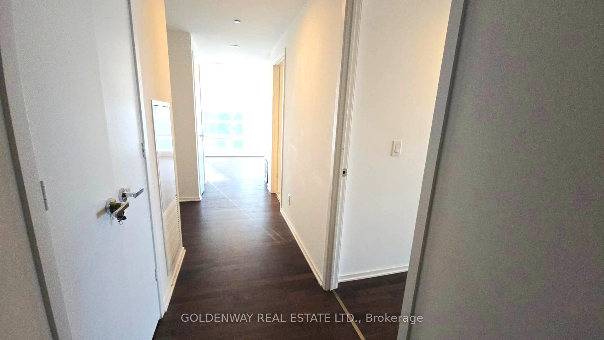 Photo 4 of Unit 4809, 1 Bloor Street E, Toronto, Church-Yonge Corridor — HOMEH