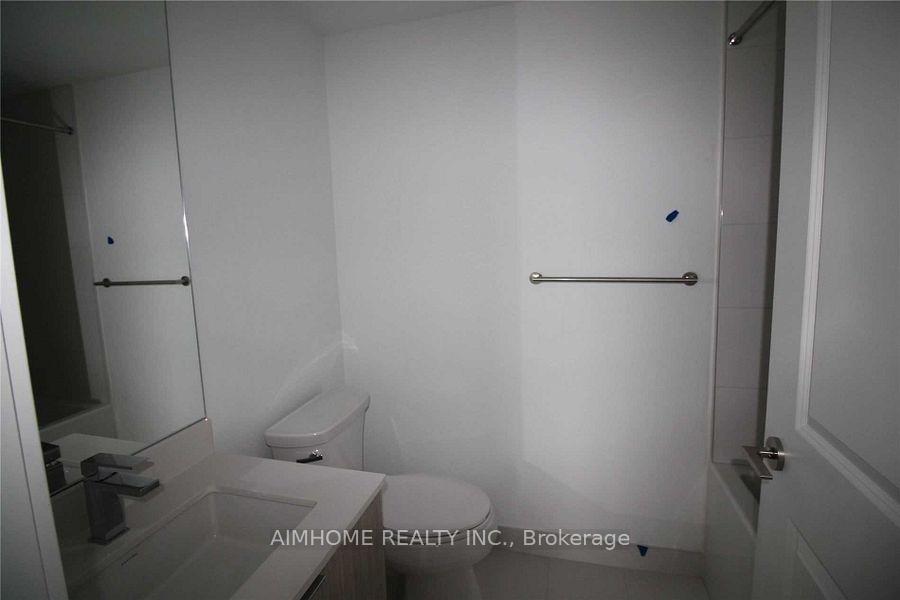 Photo 6 of Unit 4407, 395 Bloor Street E, Toronto, North St. James Town — HOMEH