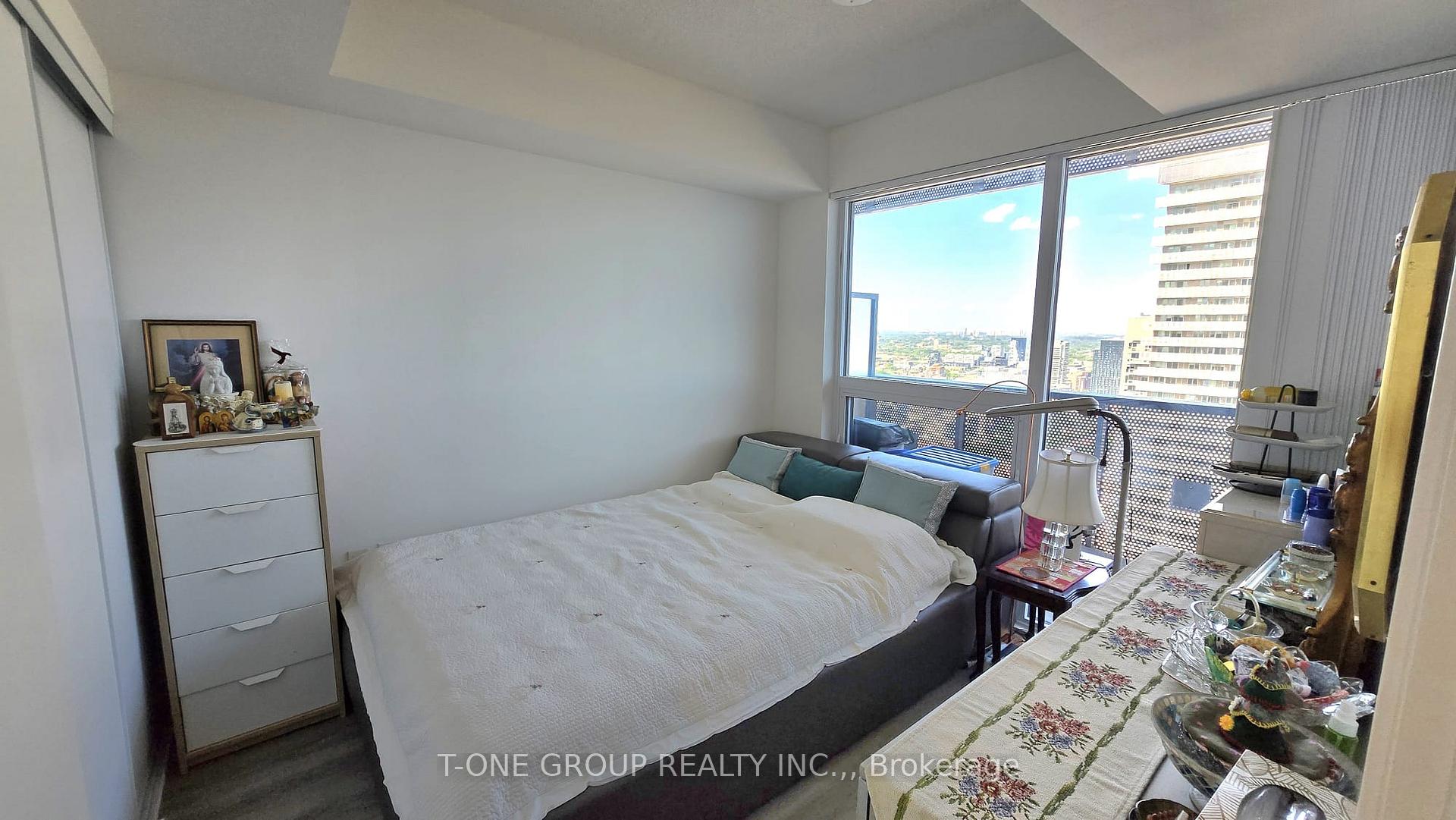 Photo 5 of Unit 4506, 138 Downes Street, Toronto, Waterfront Communities — HOMEH