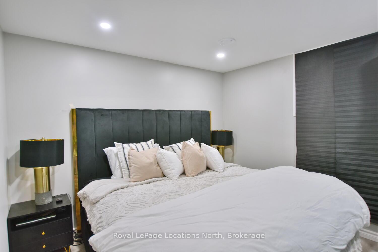 Photo 43 of 10 Dey Drive, Collingwood — HOMEH