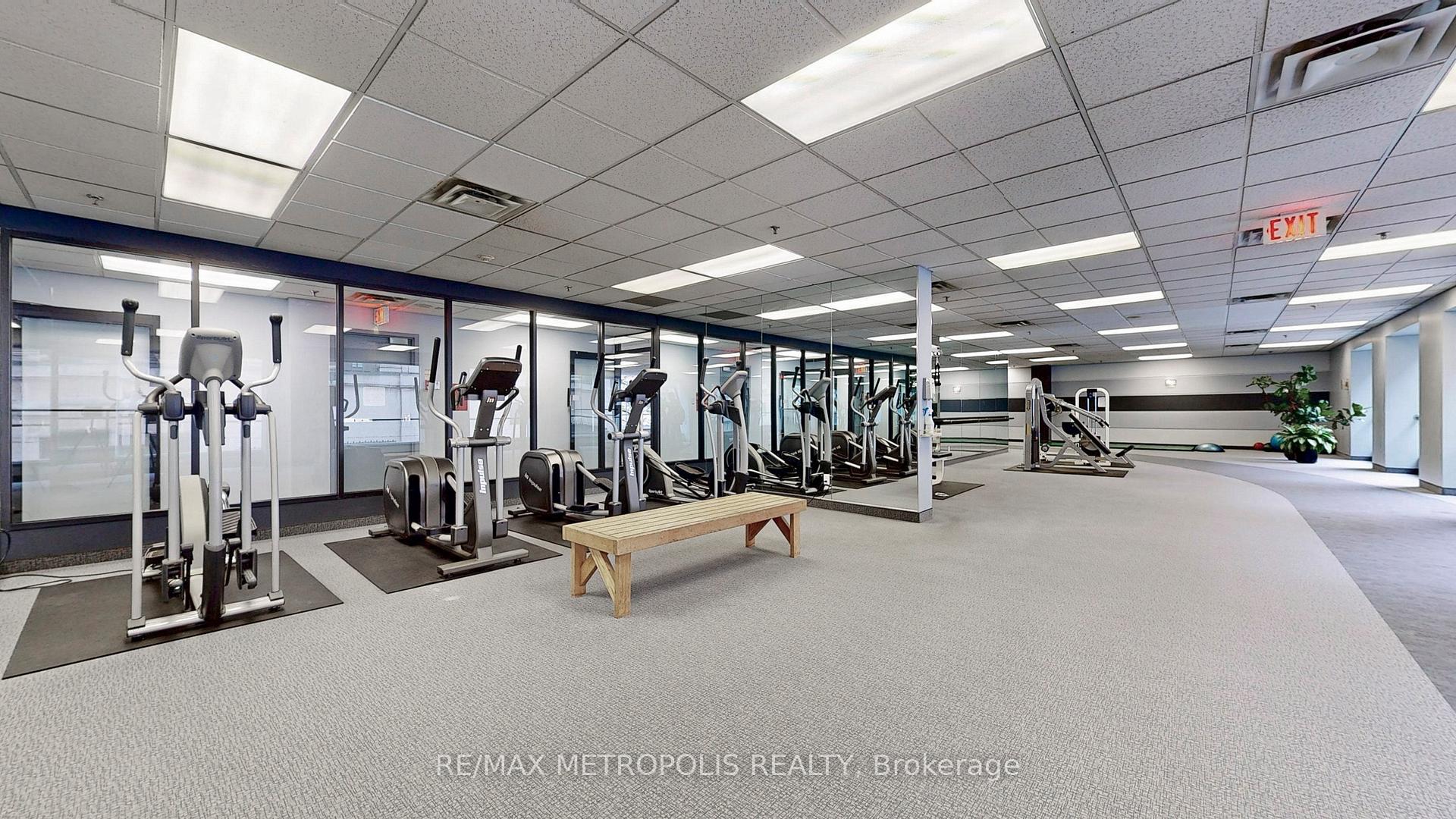 Photo 11 of Unit 810, 7 Carlton Street, Toronto, Church-Yonge Corridor — HOMEH