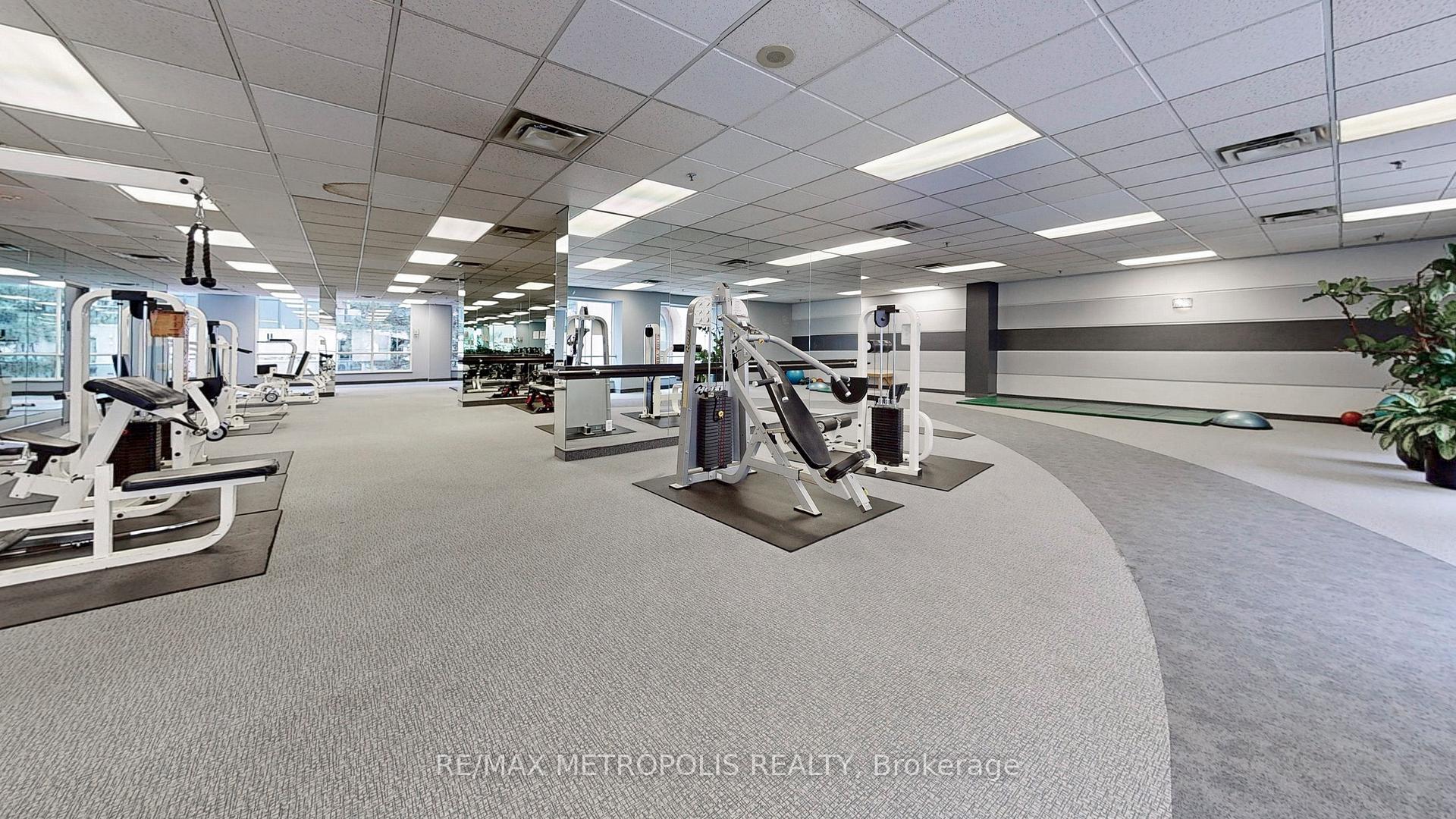 Photo 12 of Unit 810, 7 Carlton Street, Toronto, Church-Yonge Corridor — HOMEH