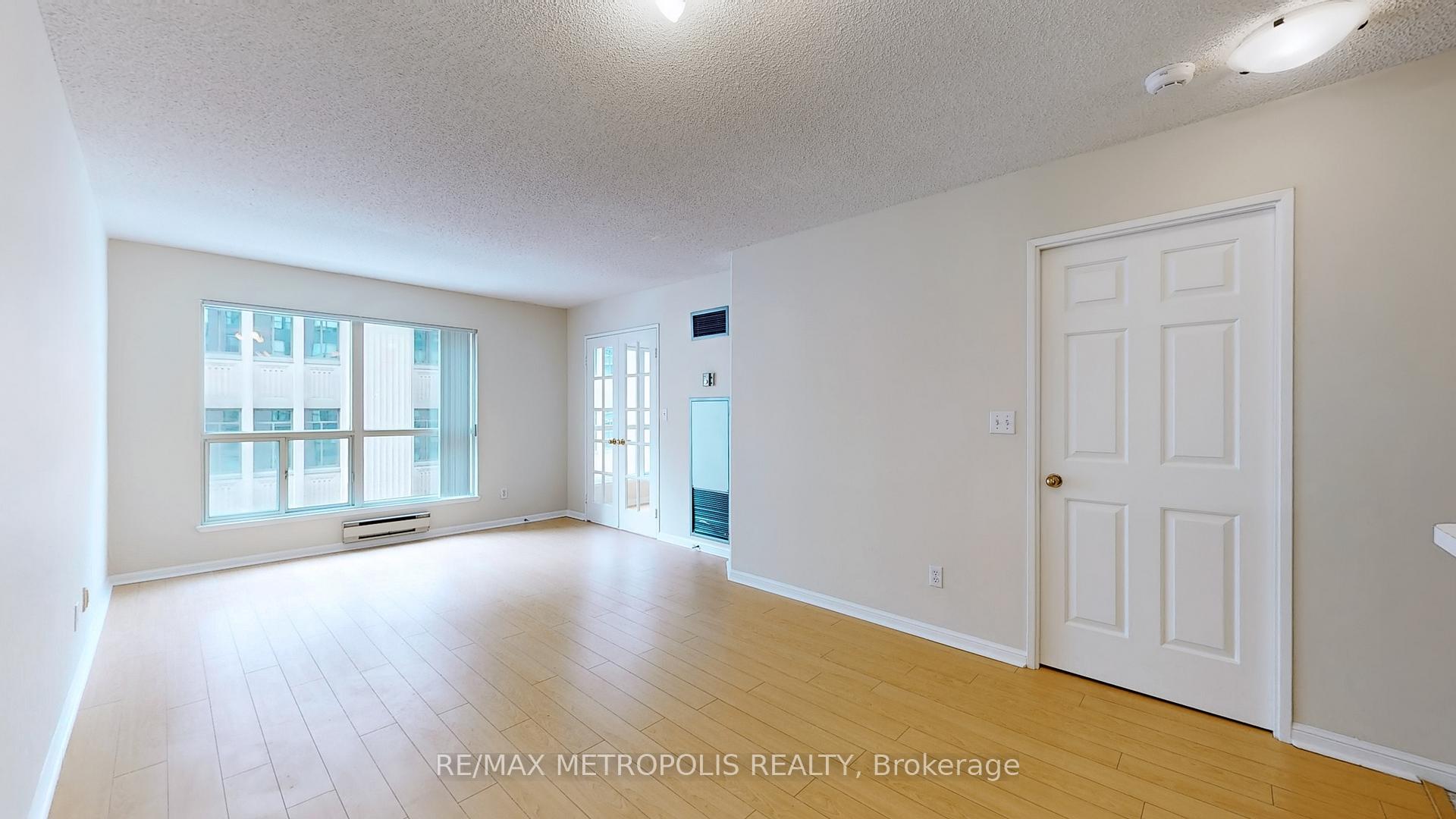 Photo 15 of Unit 810, 7 Carlton Street, Toronto, Church-Yonge Corridor — HOMEH