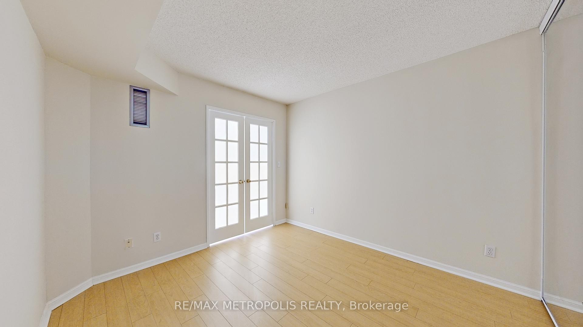 Photo 25 of Unit 810, 7 Carlton Street, Toronto, Church-Yonge Corridor — HOMEH