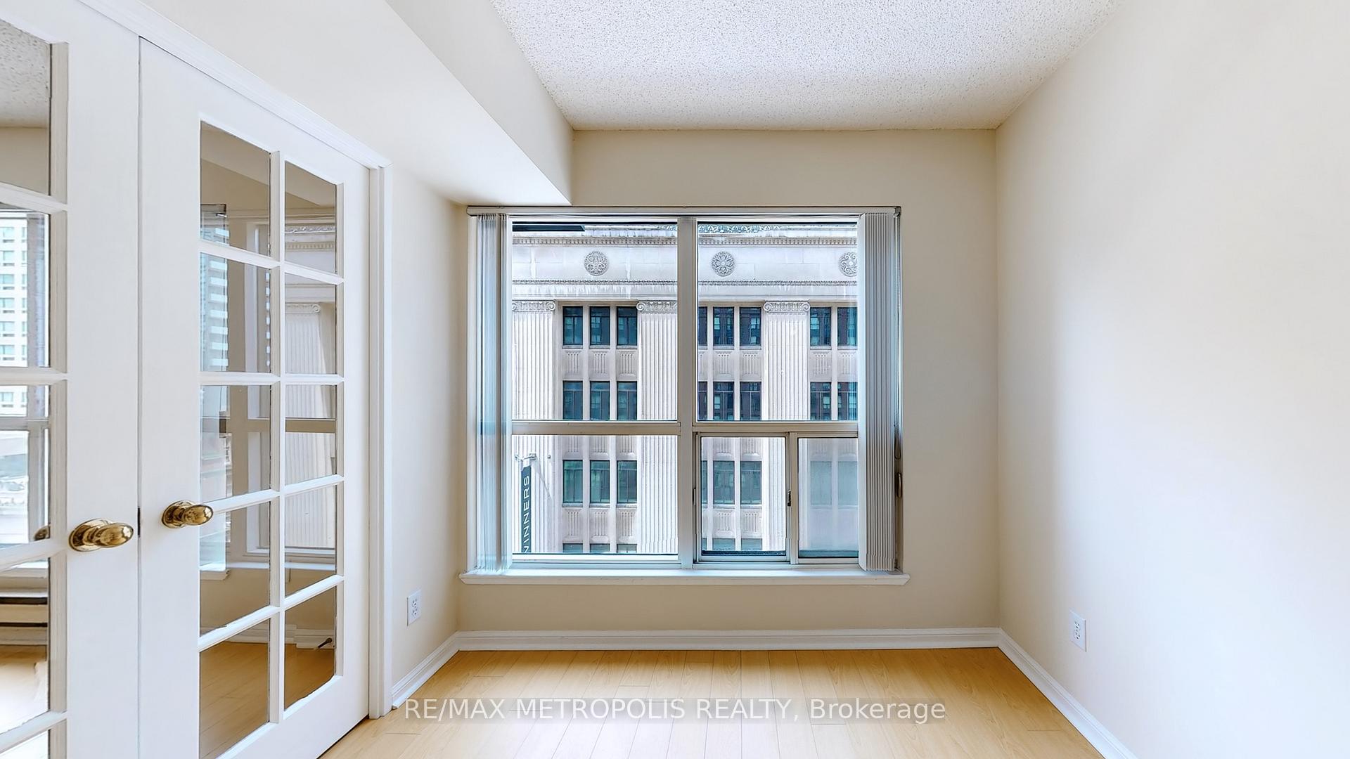 Photo 30 of Unit 810, 7 Carlton Street, Toronto, Church-Yonge Corridor — HOMEH