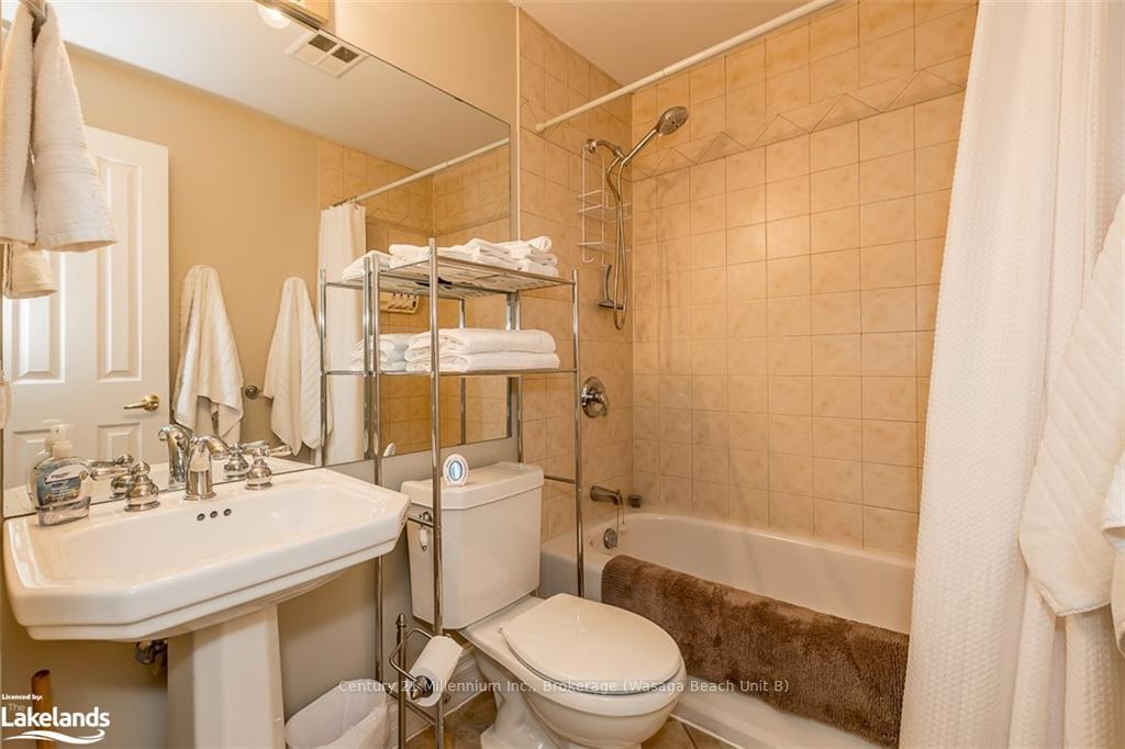 Photo 20 of Unit 13, 656 Johnston Park Avenue, Collingwood — HOMEH