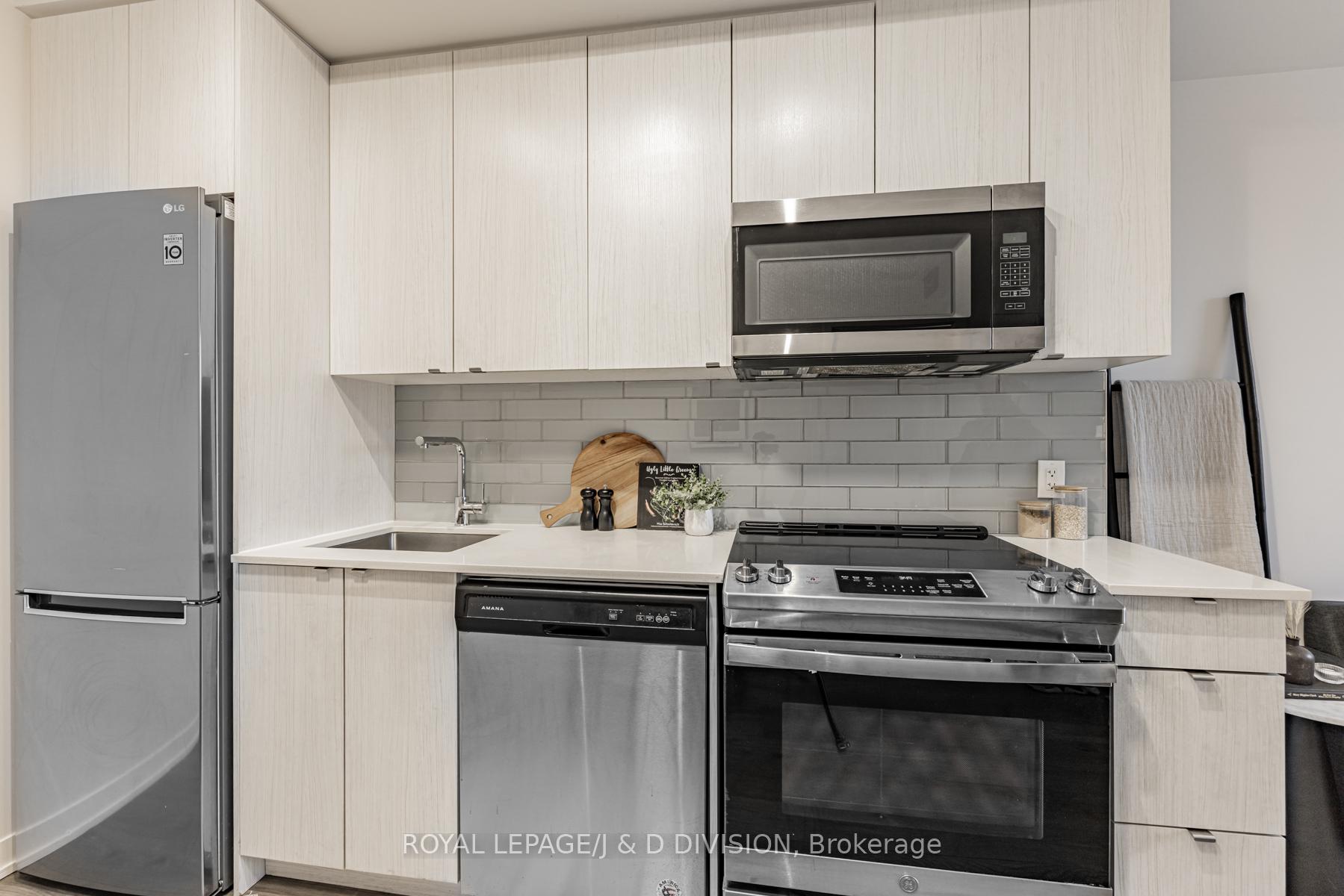 Photo 2 of Unit 422, 1401 O'connor Drive, Toronto, O'Connor-Parkview — HOMEH