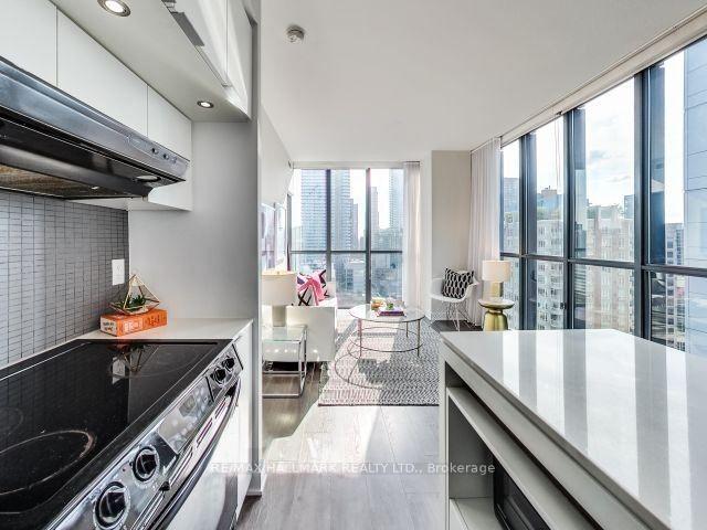 Photo 6 of Unit 2107, 110 Charles Street E, Toronto, Church-Yonge Corridor — HOMEH