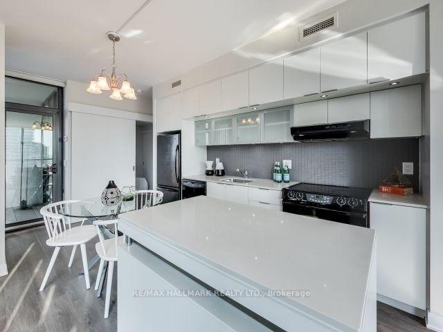 Photo 7 of Unit 2107, 110 Charles Street E, Toronto, Church-Yonge Corridor — HOMEH