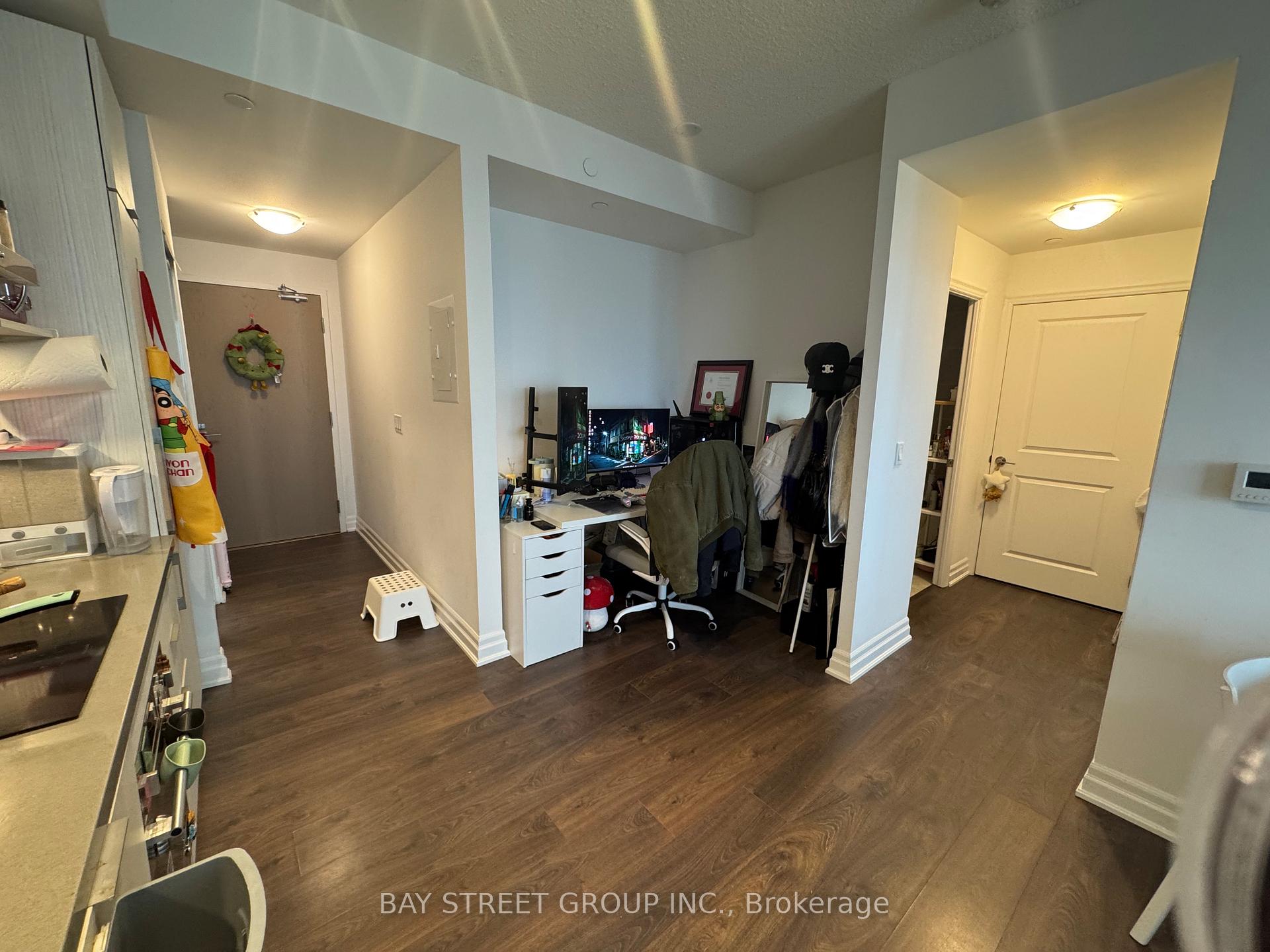 Photo 5 of Unit 1104, 8 Rouge Valley Drive W, Markham, Unionville — HOMEH