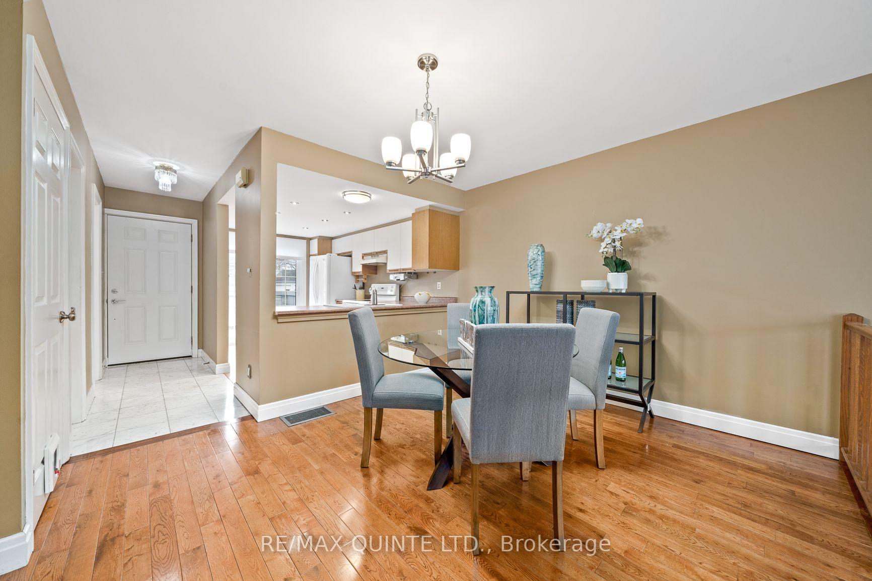 Photo 12 of Unit 6, 31 Keegan Parkway, Belleville, Belleville Ward — HOMEH